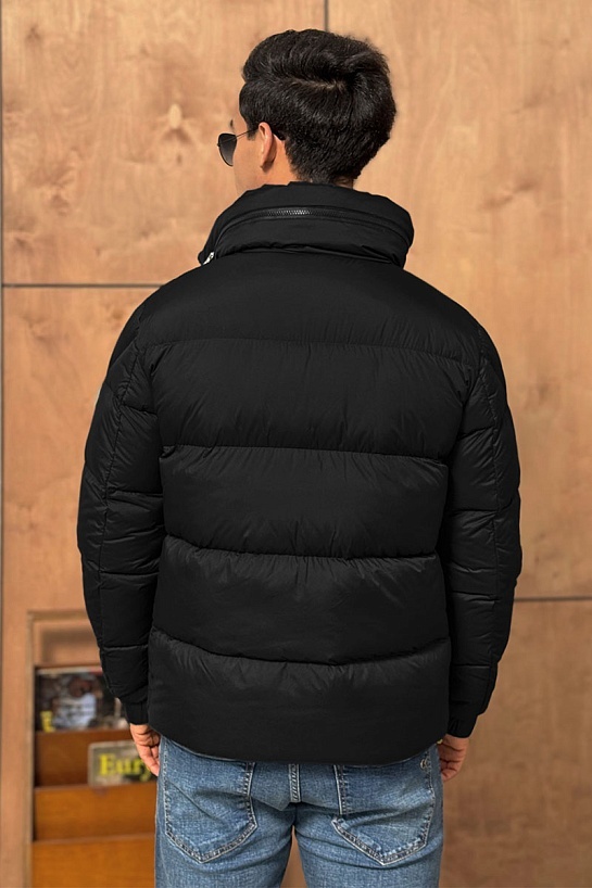 Мужской чёрный пуховик Moncler Katmai