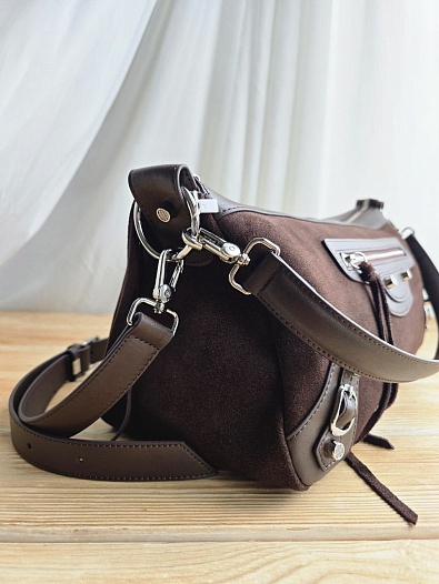 Замшевая сумка Balenciaga 40x20 см   