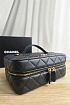 Кожаная косметичка Chanel 20x14 см