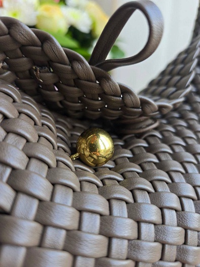 Кожаная сумка Bottega Veneta intrecciato 30x14 см   