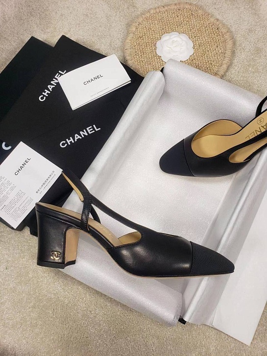 Женские кожаные туфли на каблуке Chanel premium