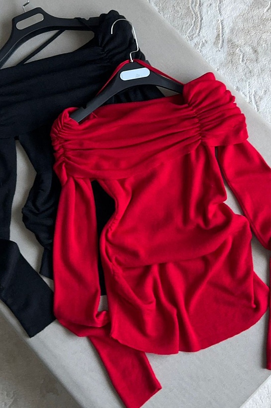 Женский кашемировый лонгслив Max Mara красного цвета