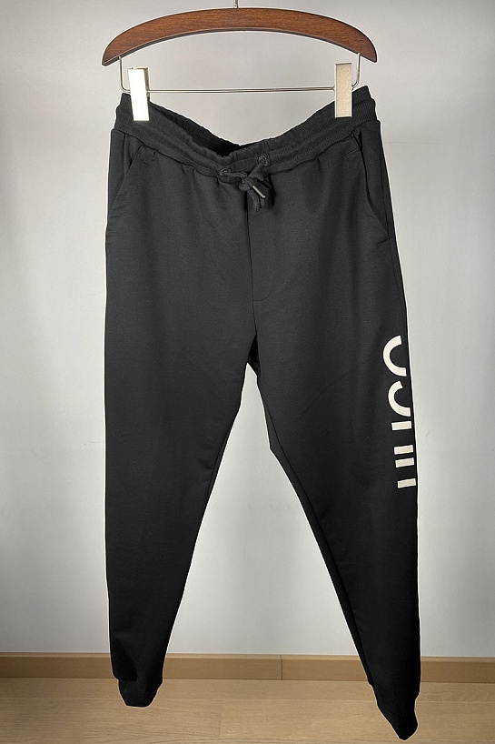Мужские чёрные штаны Hugo Boss