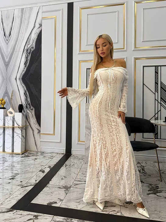 Кружевное женское платье с открытыми плечами MIU MIU