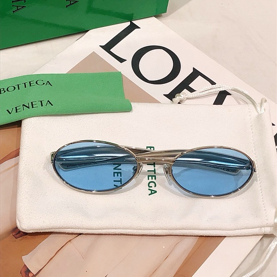 Солнцезащитные очки Bottega Veneta Sardine Oval