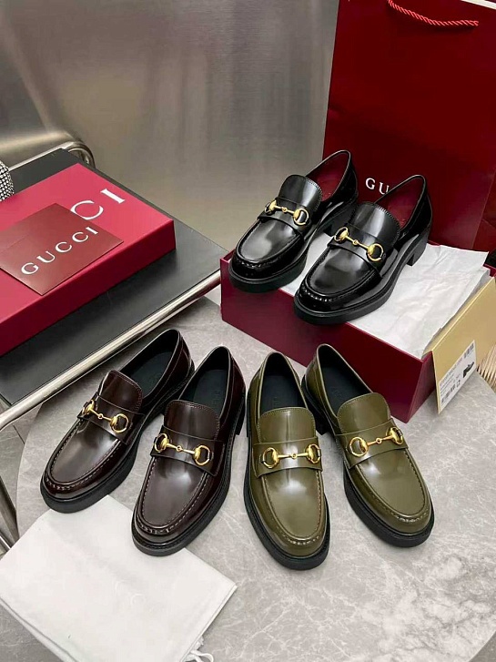 Женские кожаные лоферы Gucci Horsebit premium