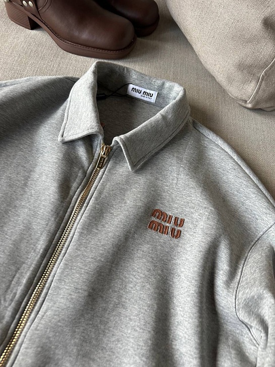 Женский серый бомбер MIU MIU