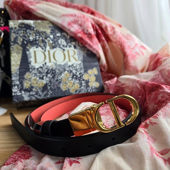 Женский двусторонний ремень Dior