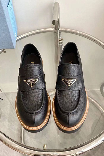 Женские кожаные лоферы Prada Premium - Black   