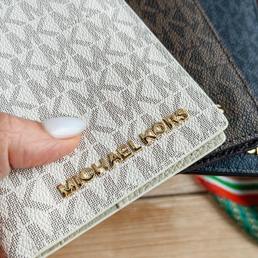 Кожаная обложка на паспорт Michael Kors 14х10 см   