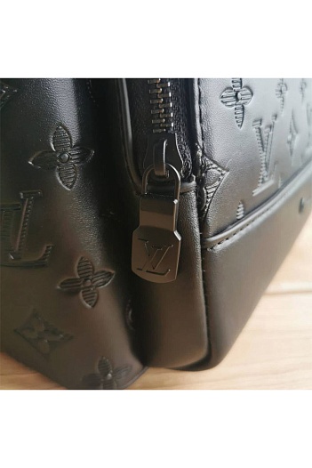 Чёрный кожаный рюкзак Louis Vuitton Racer Monogram Shadow 38x30x18 см   