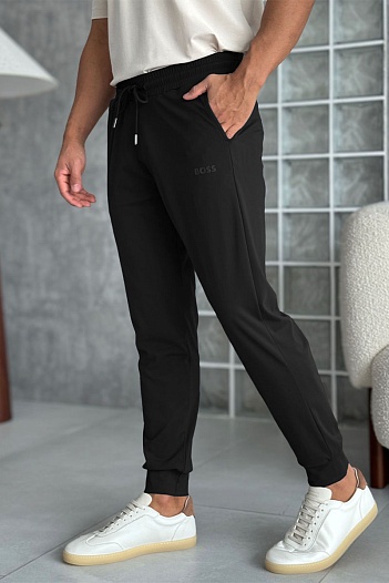 Спортивный костюм Hugo Boss чёрного цвета   