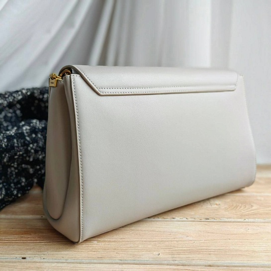 Женская кожаная сумка 35x21 см (3 расцветки)