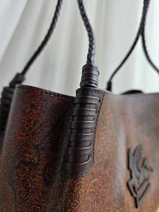 Кожаная сумка Etro с узором пейсли 38x23 см
