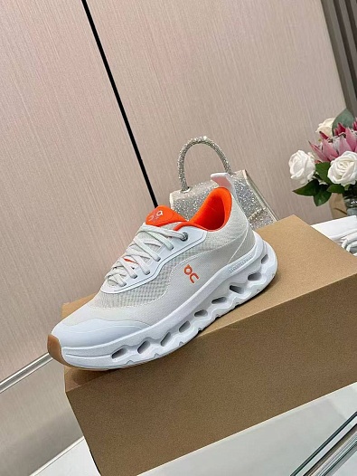 Женские кроссовки On x Loewe Cloudtilt 2.0 premium   