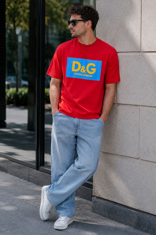 Мужская оверсайз футболка Dolce&Gabbana красного цвета