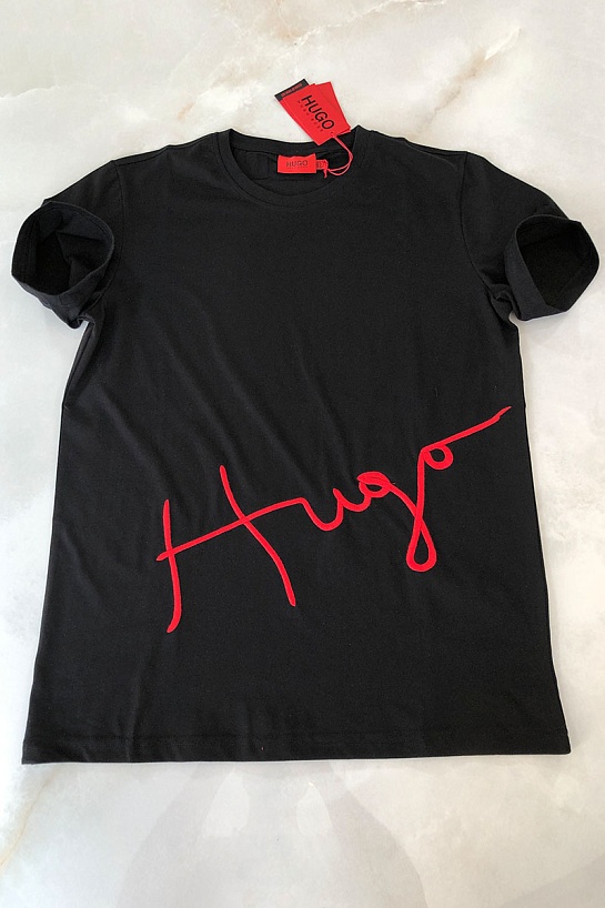 Мужская чёрная футболка Hugo Boss