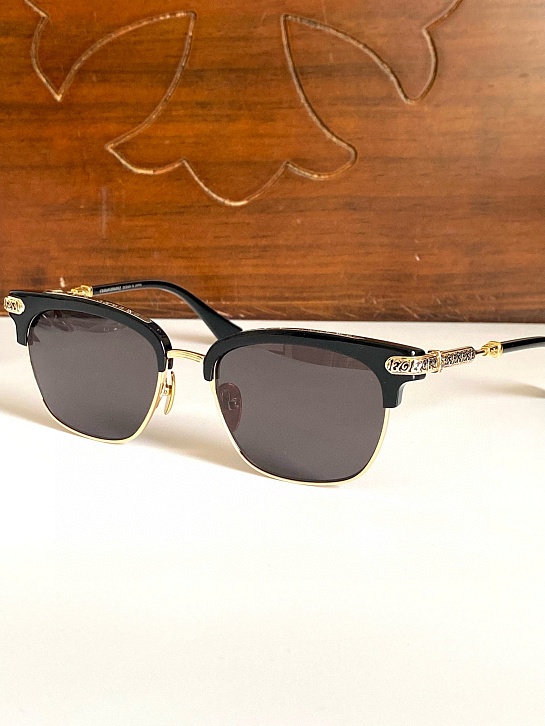 Солнцезащитные очки Chrome Hearts