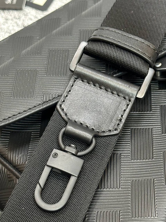 Кожаная сумка Montblanc Messenger Extreme 3.0 Premium 24x18x6.5 см