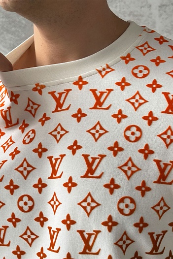 Белая оверсайз футболка Louis Vuitton Monogram Gradient   