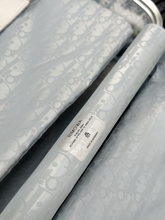 Чемодан Rimowa x Dior Aluminum L Premium 79x48x27 см