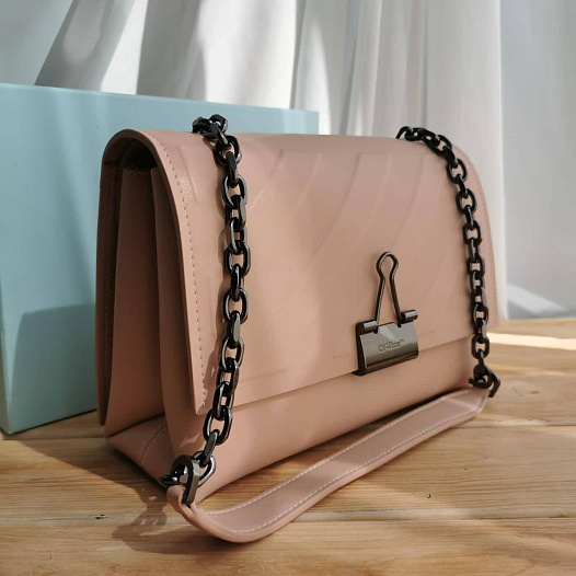 Женская кожаная сумка Off-White 25x18 см   