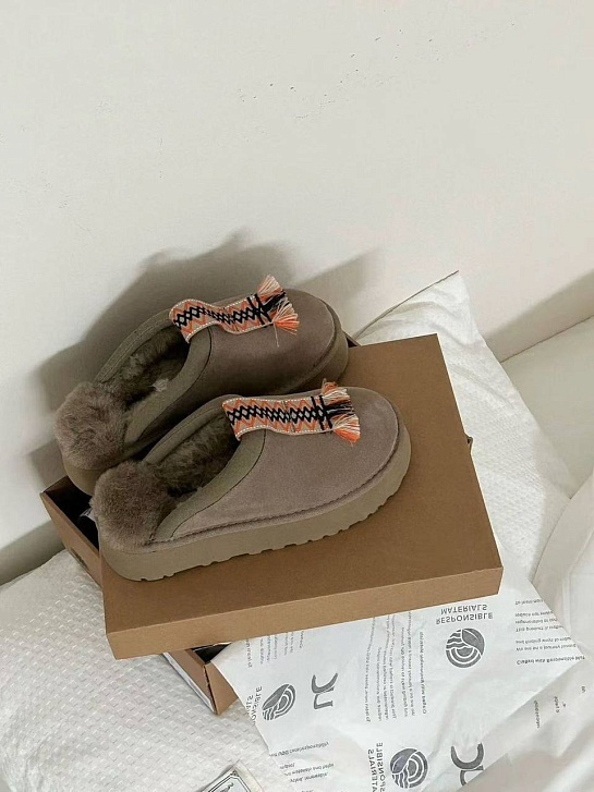 Женские ботинки сабо UGG Tazzle - Brown