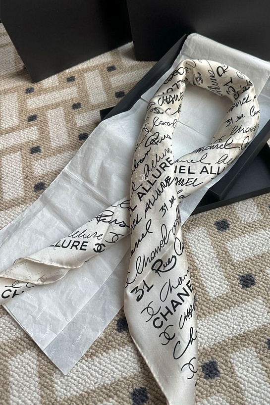 Платок Chanel Allure premium 87x87 см