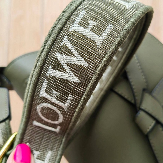 Женская кожаная сумка Loewe Gate small 21x20 см (3 расцветки)