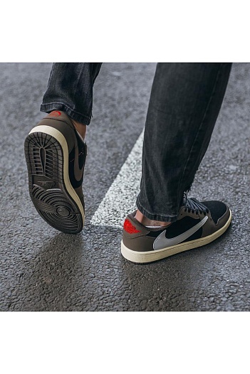 Кроссовки Travis Scott x Nike Air Jordan 1 "Cactus Jack"   