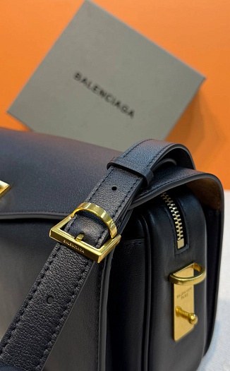 Кожаная сумка Balenciaga Le premium 33x13.5x10 см   