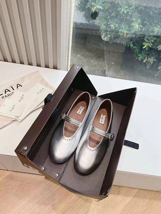 Женские кожаные балетки Alaia Strass Suede premium