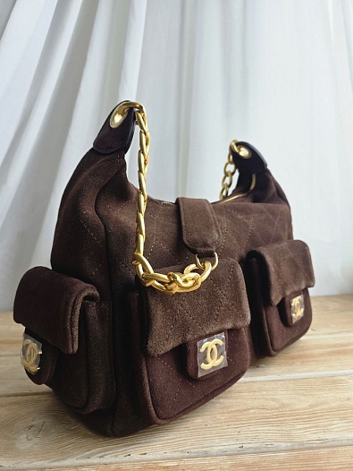 Замшевая сумка Chanel 31x20 см   