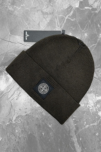 Зелёная шапка Stone Island compass-patch   