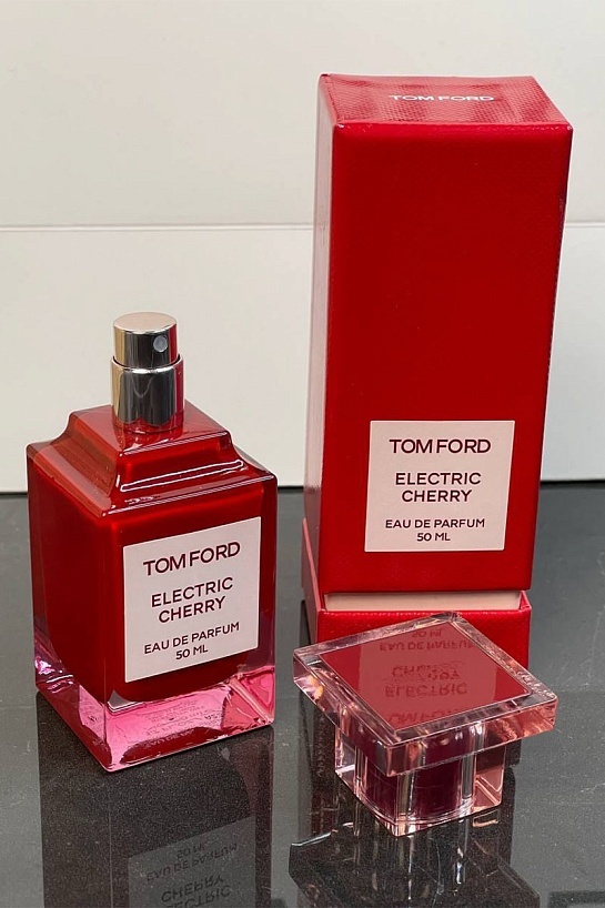 Парфюмерная вода Tom Ford Electric Cherry (50 мл)