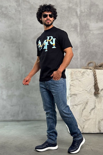 Футболка чёрного цвета Amiri staggered logo   