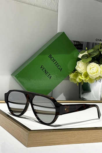 Солнцезащитные очки Bottega Veneta   