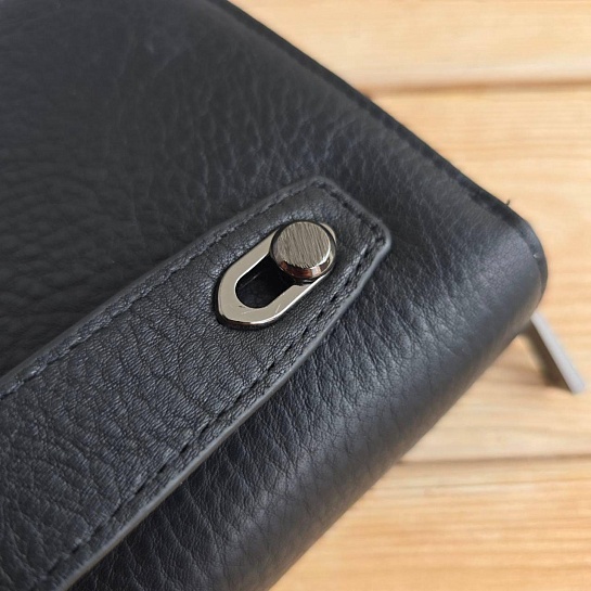 Кожаное чёрное портмоне Armani 21x12 см