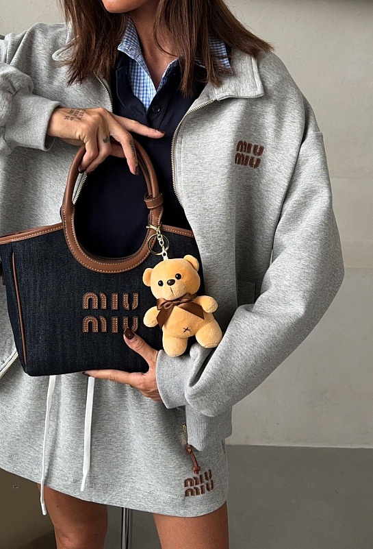 Женский костюм тройка MIU MIU серого цвета