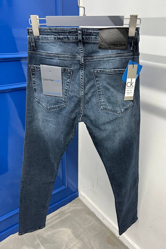 Мужские джинсы синего цвета Calvin Klein