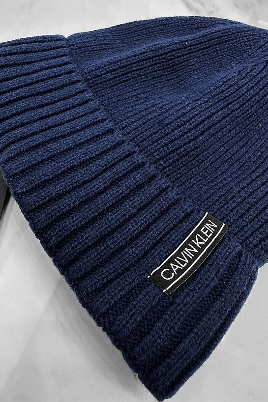 Шапка синего цвета Calvin Klein logo-patch