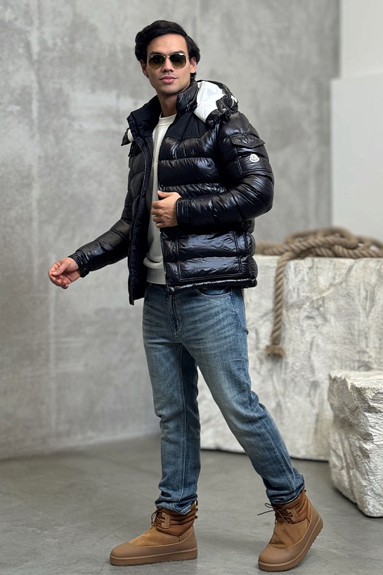 Мужская черная куртка Moncler Gombei