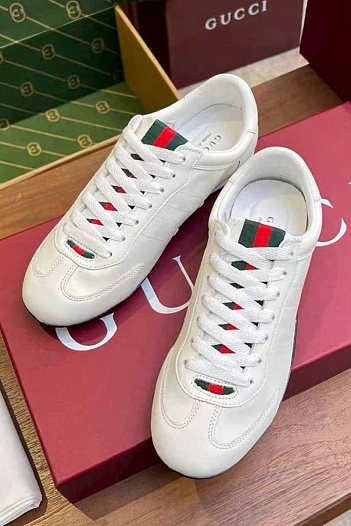 Женские кожаные кроссовки Gucci GG Shift premium   