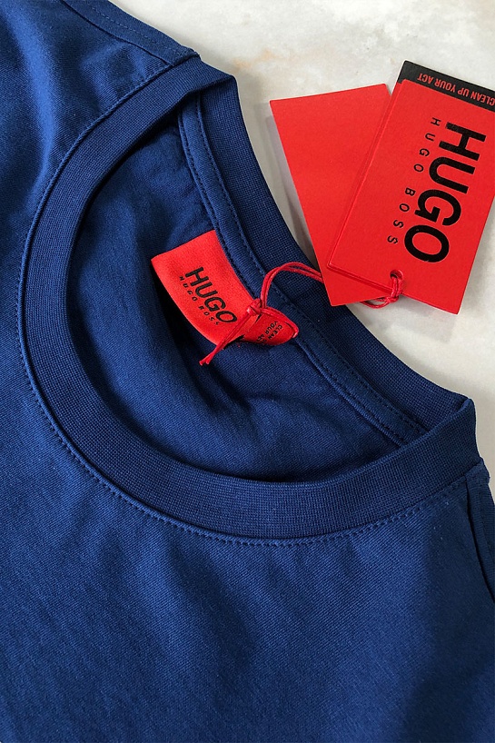 Мужская тёмно-синяя футболка Hugo Boss