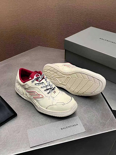 Женские кожаные кроссовки Balenciaga Hamptons Worn-Out premium   