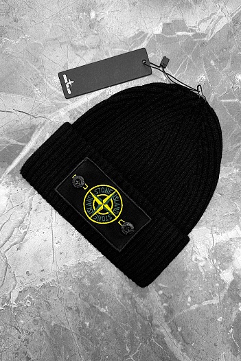 Шапка чёрного цвета Stone Island compass patch   