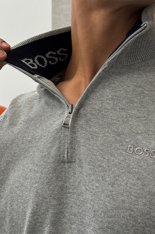 Мужской джемпер Hugo Boss серого цвета