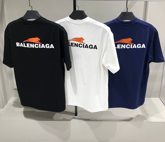 Чёрная оверсайз футболка Balenciaga Year of the Tiger