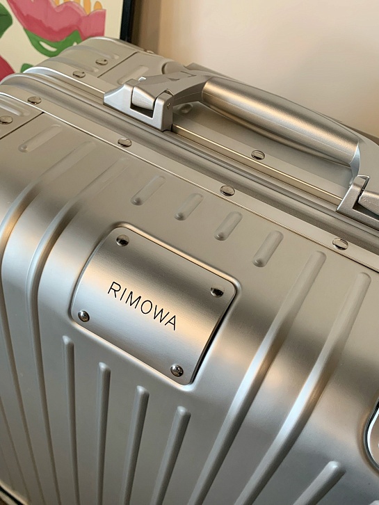 Чемодан Rimowa Aluminum S Premium 54x36x23 см