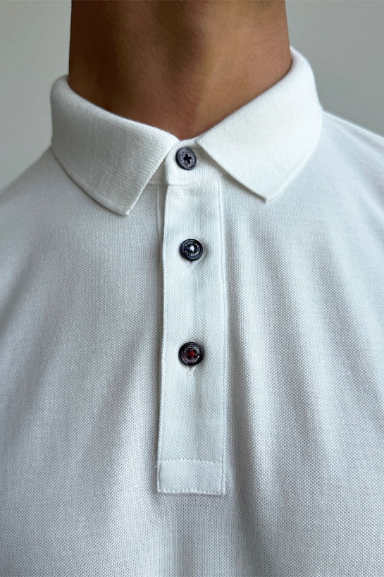 Мужское брендовое поло Moncler белого цвета